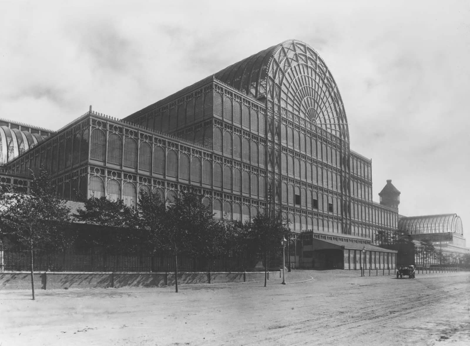 Uncovering the Mystique of Crystal Palace: A Fascinating Journey Through Its Rich History and Iconic Architecture